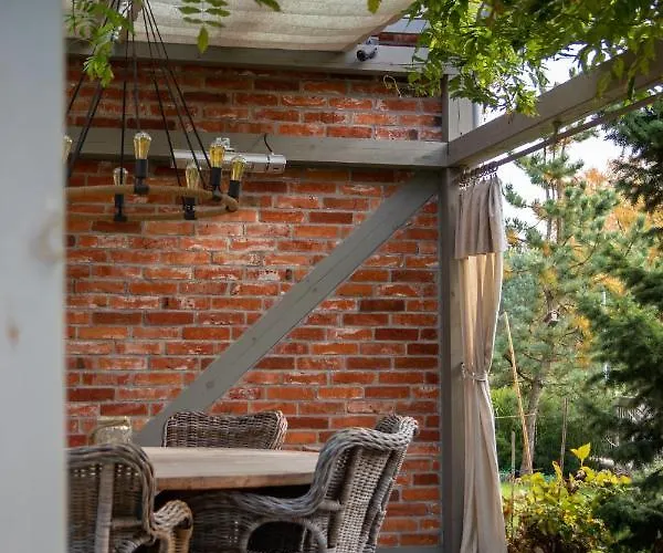 Siedlisko Belfort - Dom Wschodow بيت للعطل *