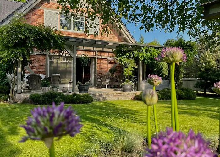 Siedlisko Belfort - Dom Wschodow بيت للعطل *